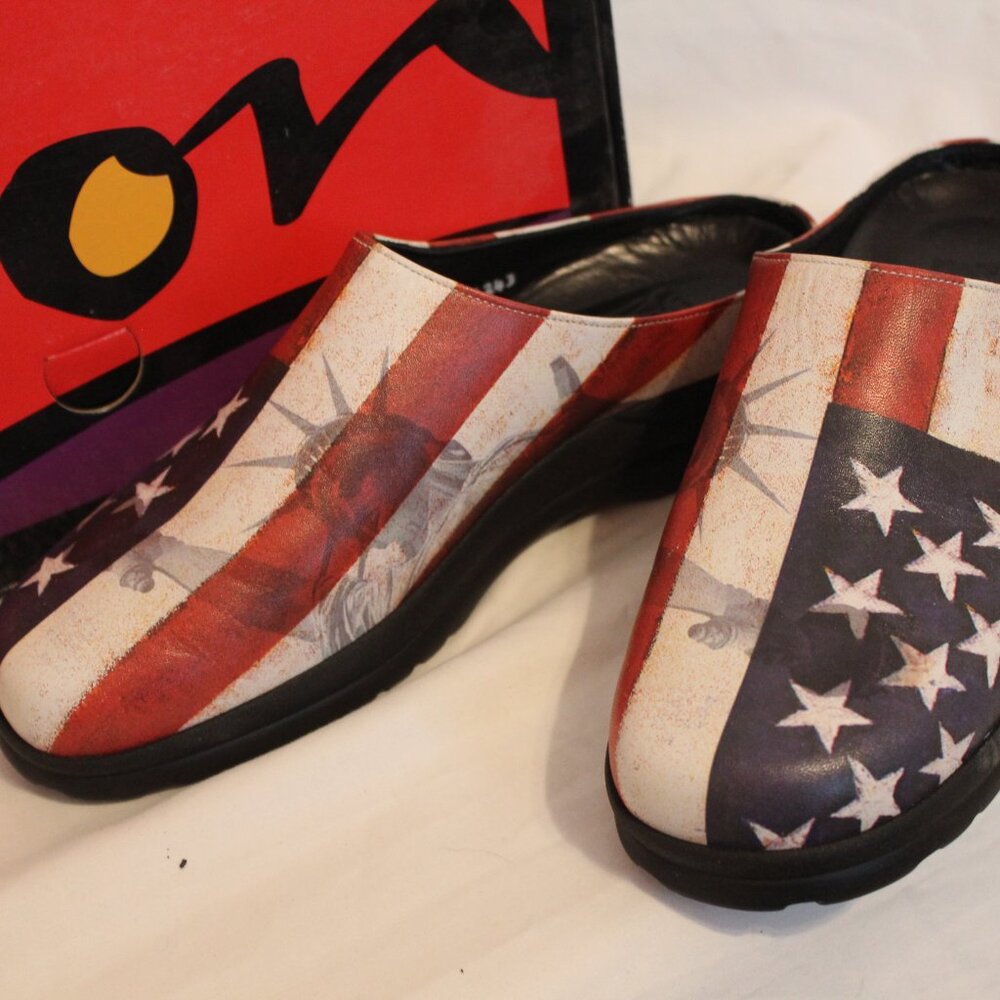 Star & Stripes Icon Shoes size 8